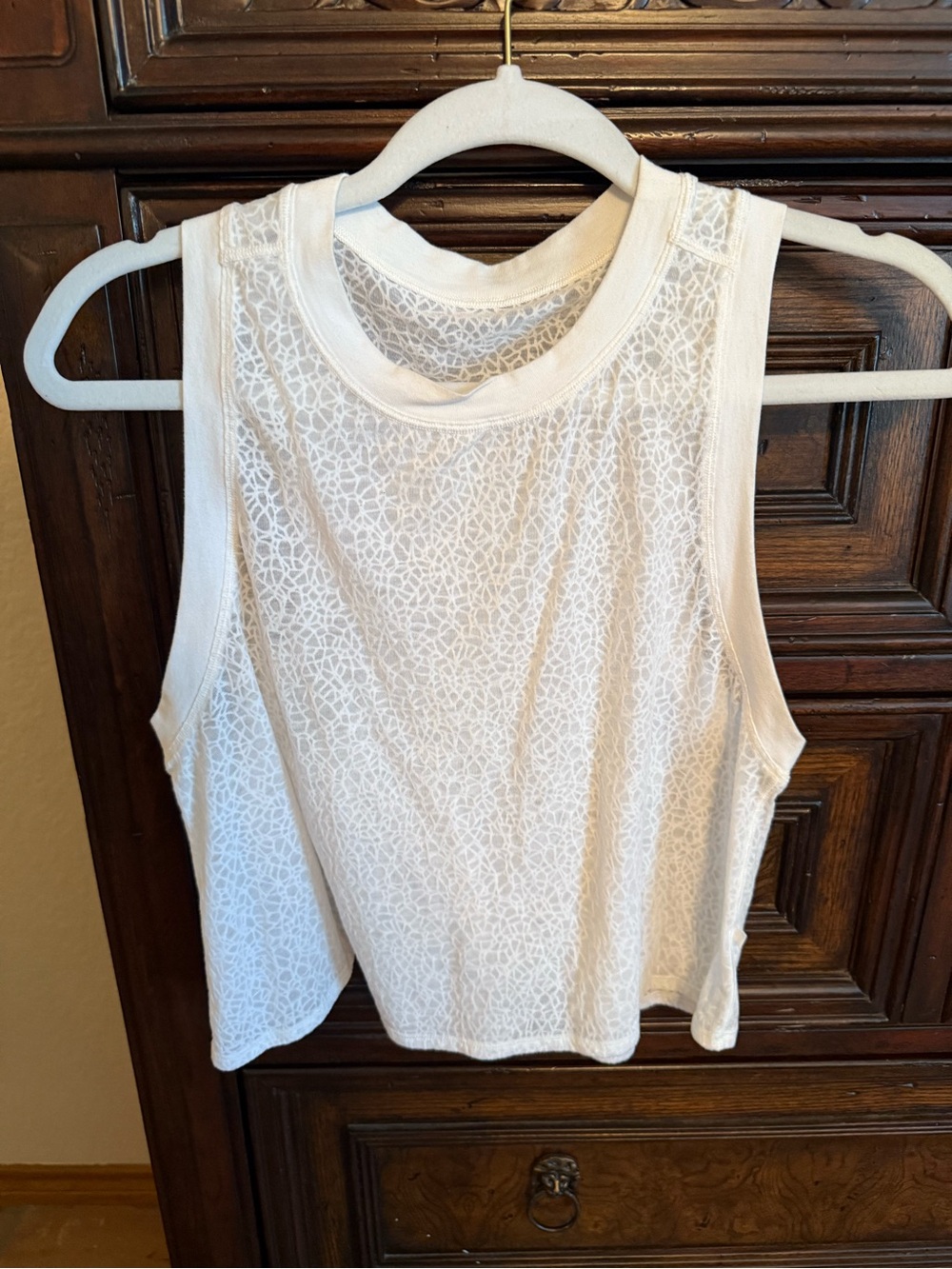 Lululemon Hint of Sheer Cropped Tank